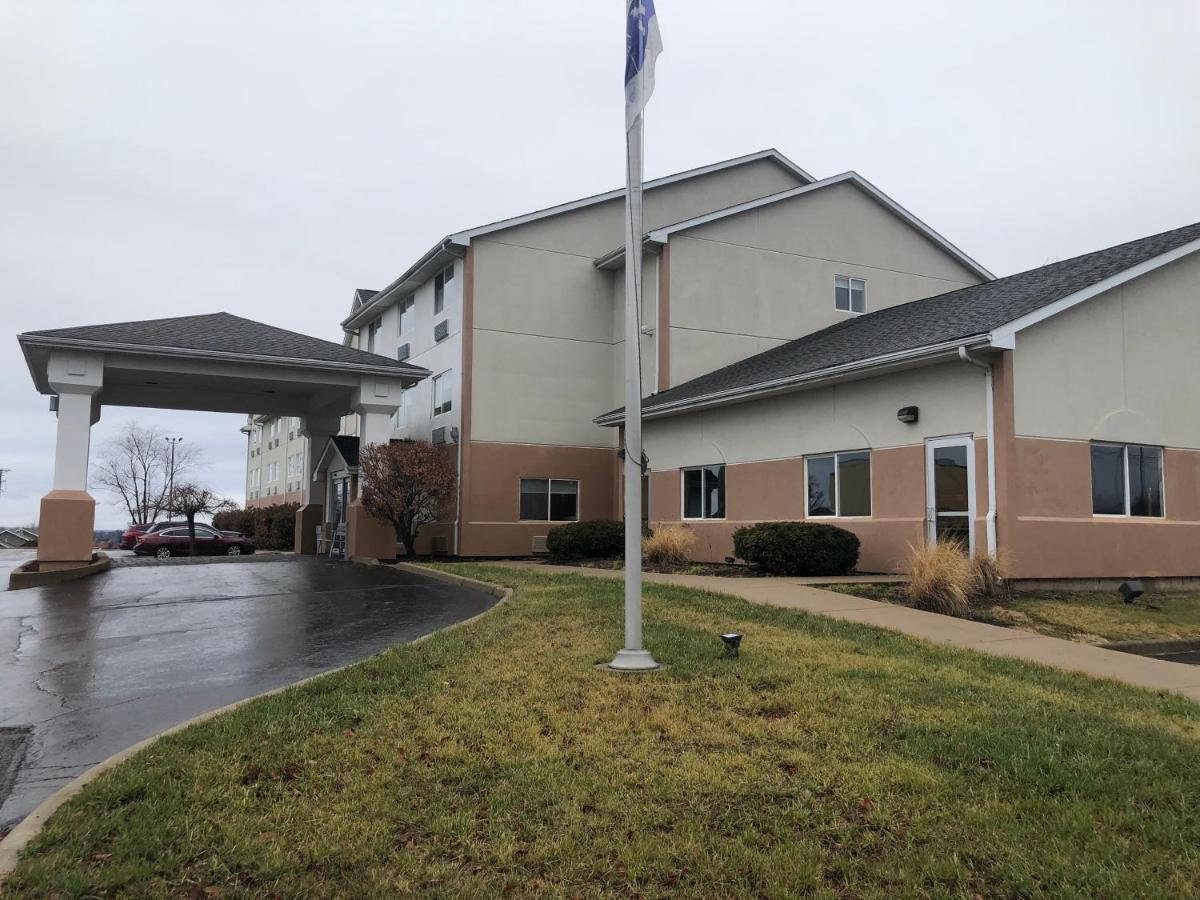 Holiday Inn Express Mt. Vernon, An Ihg Hotel Mount Vernon Exterior photo